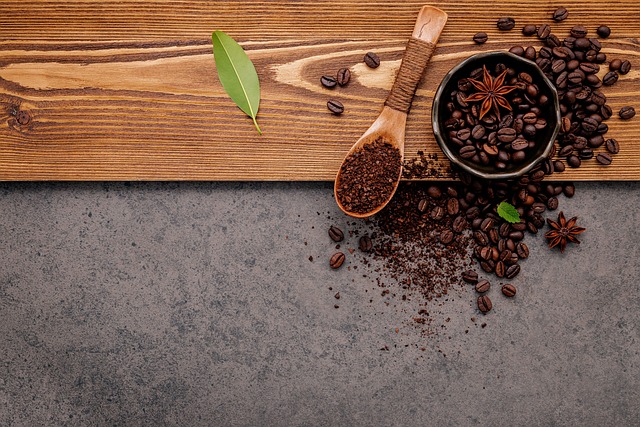 How to reuse coffee grounds for skin?