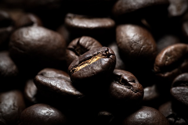 Why is arabica coffee good for the skin?