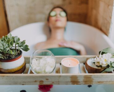 Why is coffee scrub good for the skin?