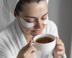 How to preserve instant coffee and coconut oil mix for skin?