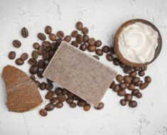 Coffee scrub for skin whitening